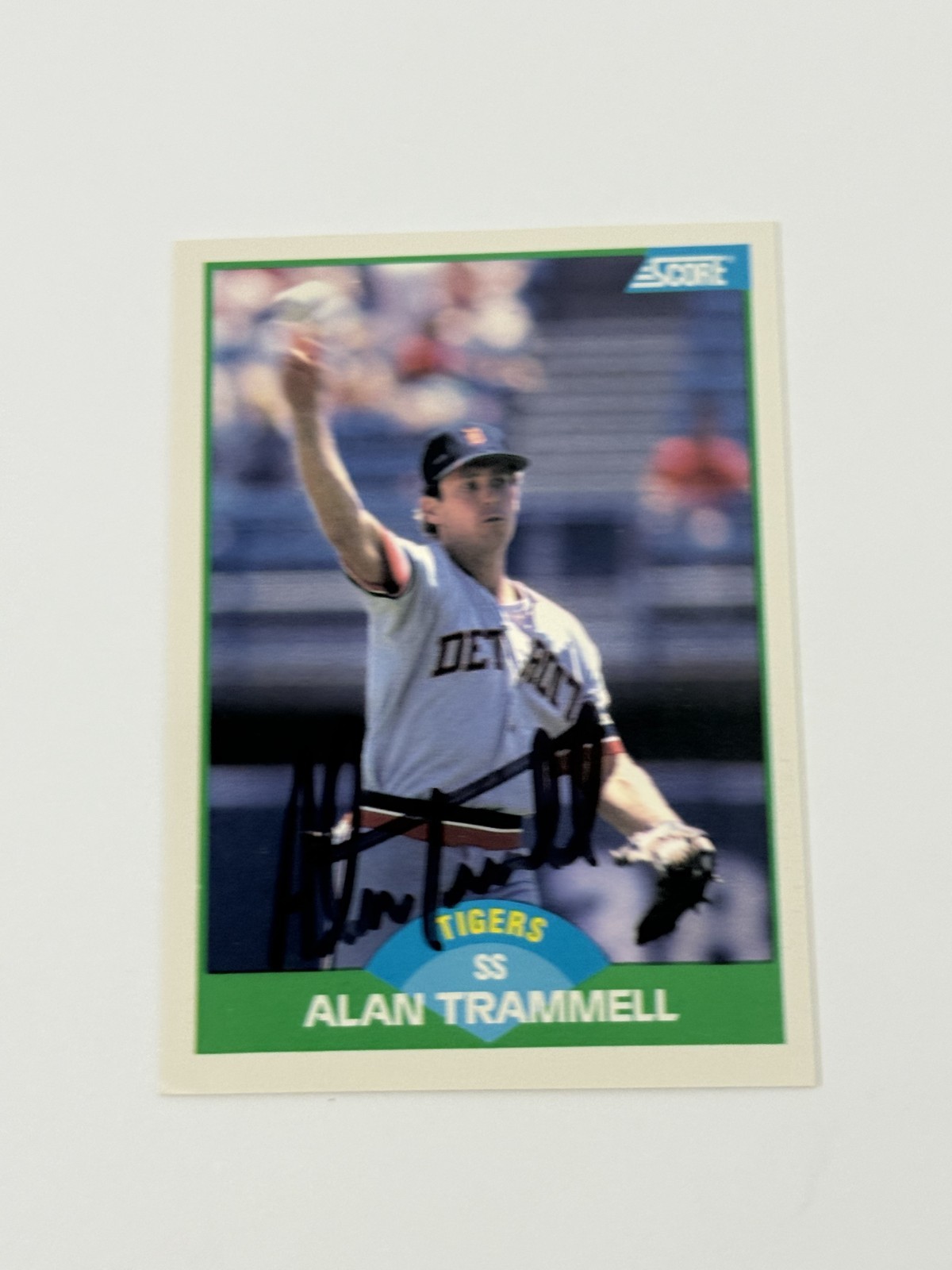 1989 Score Autographed Vintage Alan Trammell Detroit Tigers HOF