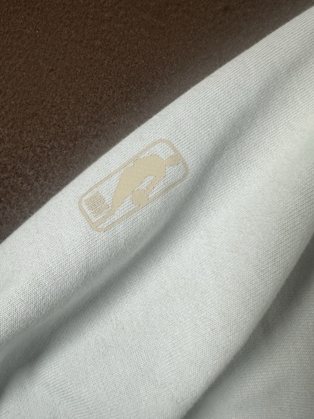 Nike Milwaukee Bucks Dri-Fit Engineered White Crewneck Men’s Size L