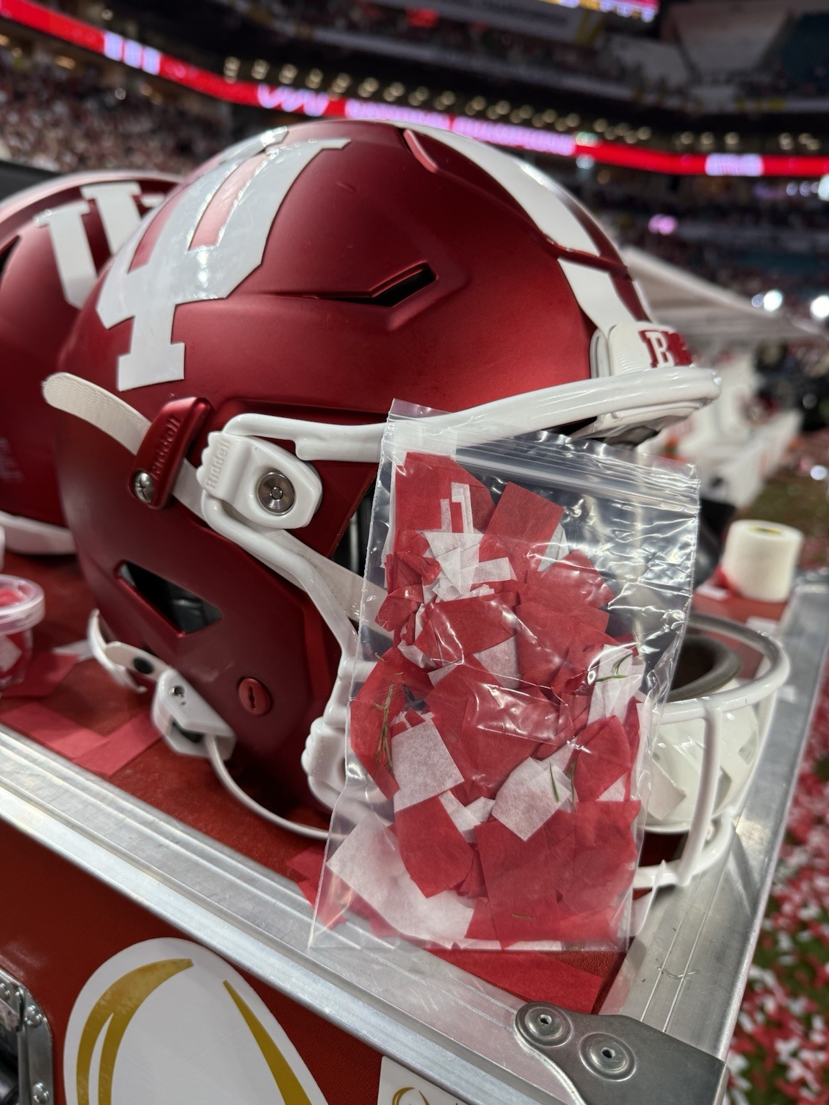 2026 INDIANA Hoosiers CFP National Championship Game On Field Confetti! – LARGE