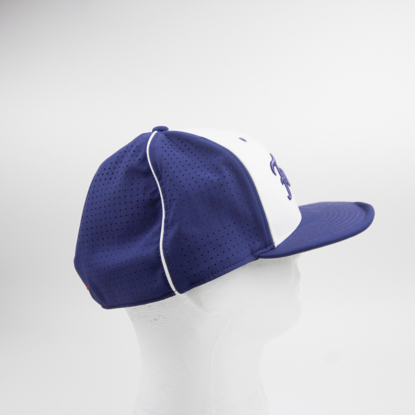 TCU Horned Frogs Nike Dri-Fit Fitted Hat Unisex Purple Used 7 5/8