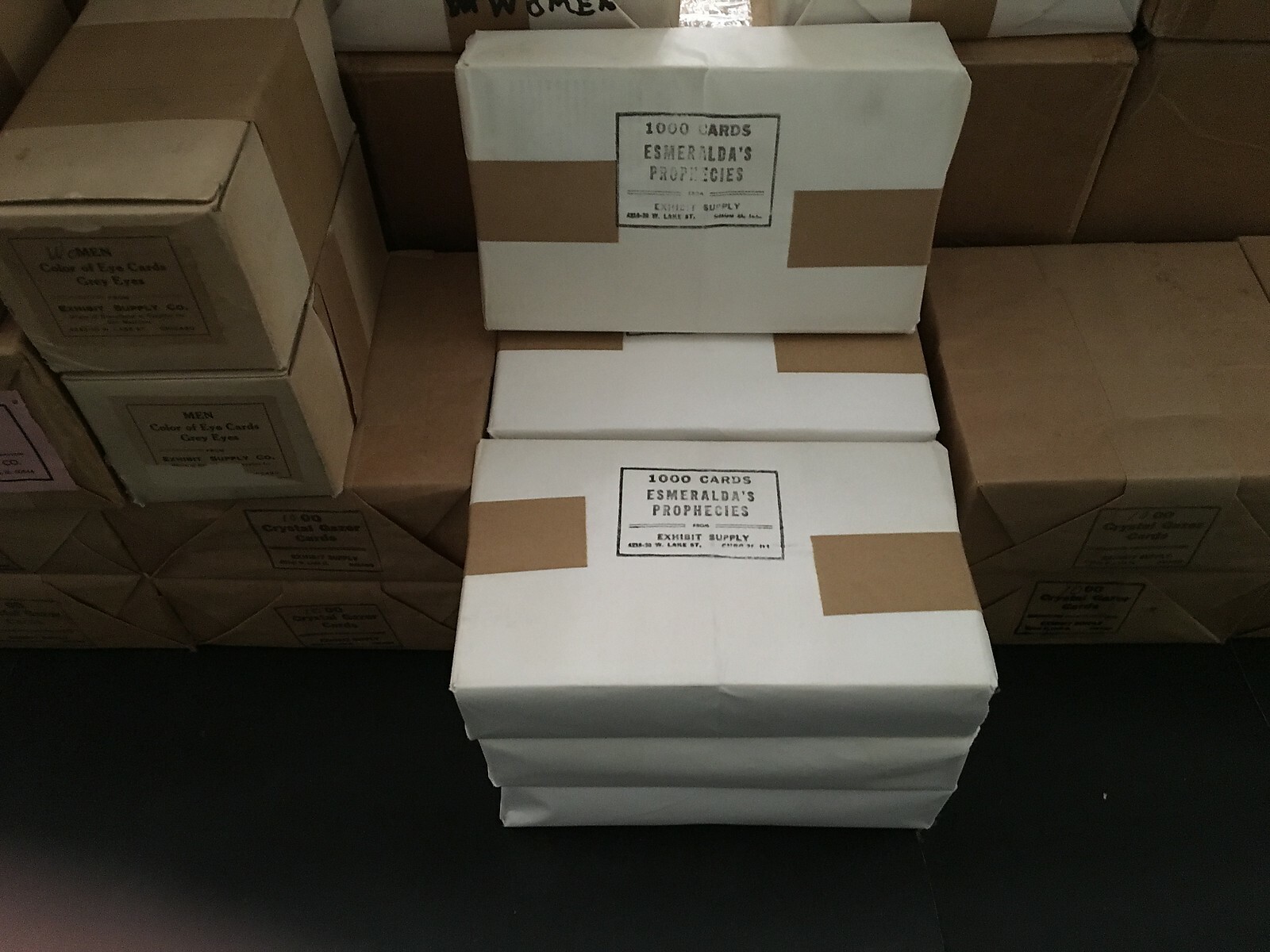 1940S -60S HUGE 210 UNOPENED VENDOR BRICKS OF ARCADE VENDING CARDS OVER 150000CT