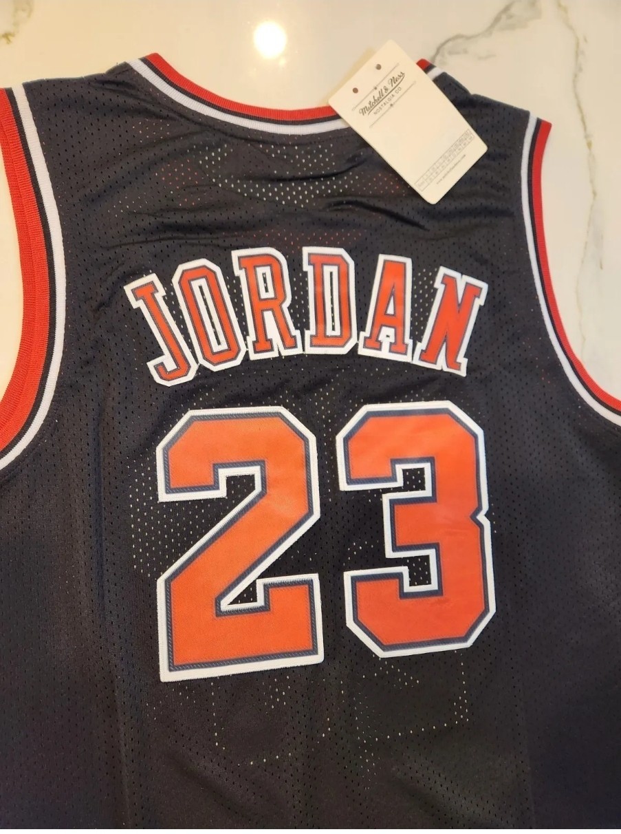 Nike Swingman 🔥 Michael Jordan 🔥#23 Bulls 2019-20 City Edition Jersey Men’s LG
