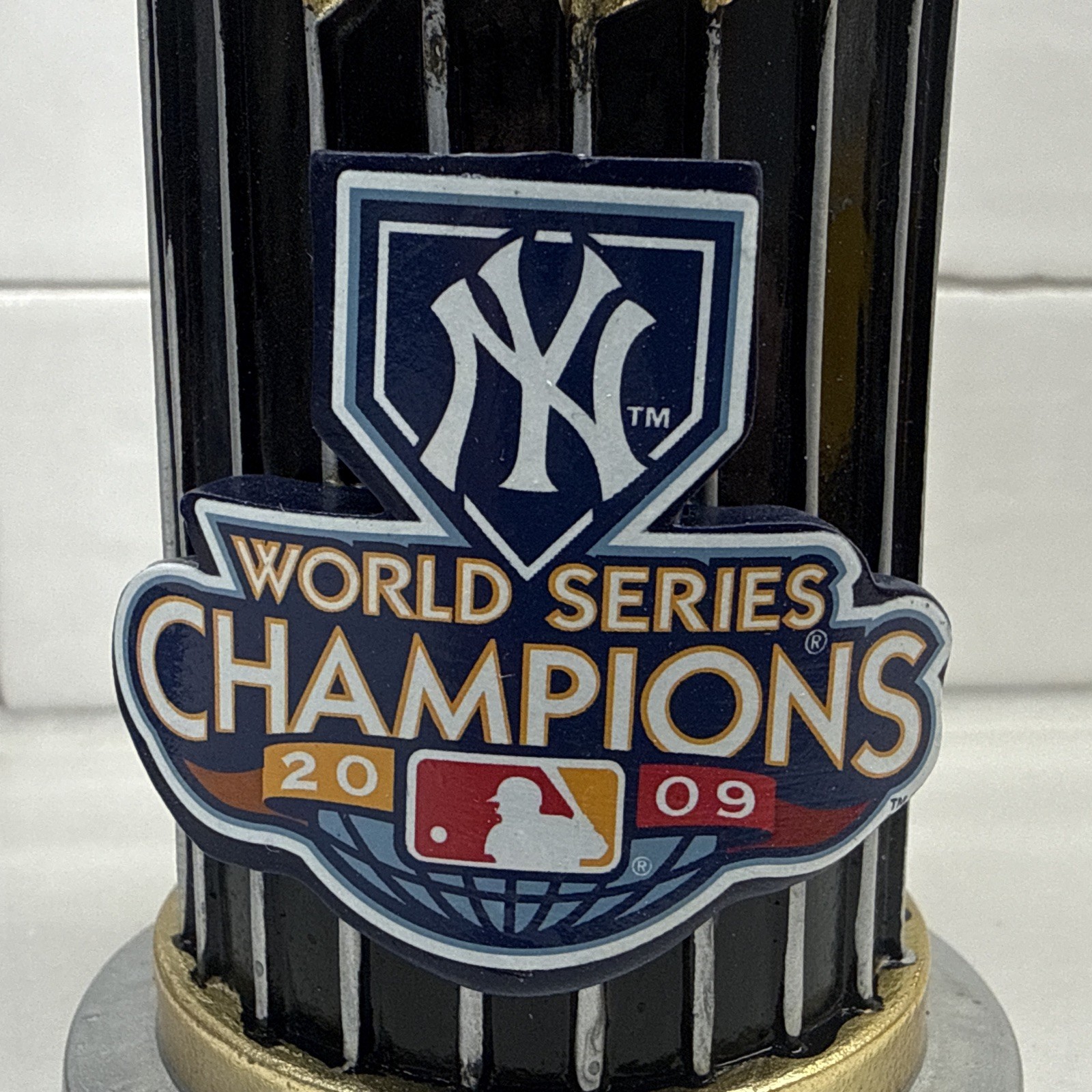 2009 New York Yankees MLB Baseball World Series Champions Trophy Paperweight
