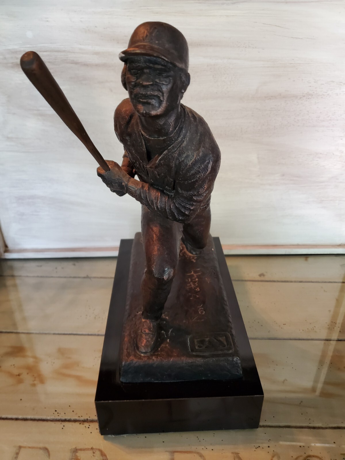 Don Mattingly Bronze Figurine designed by Peter Rubino