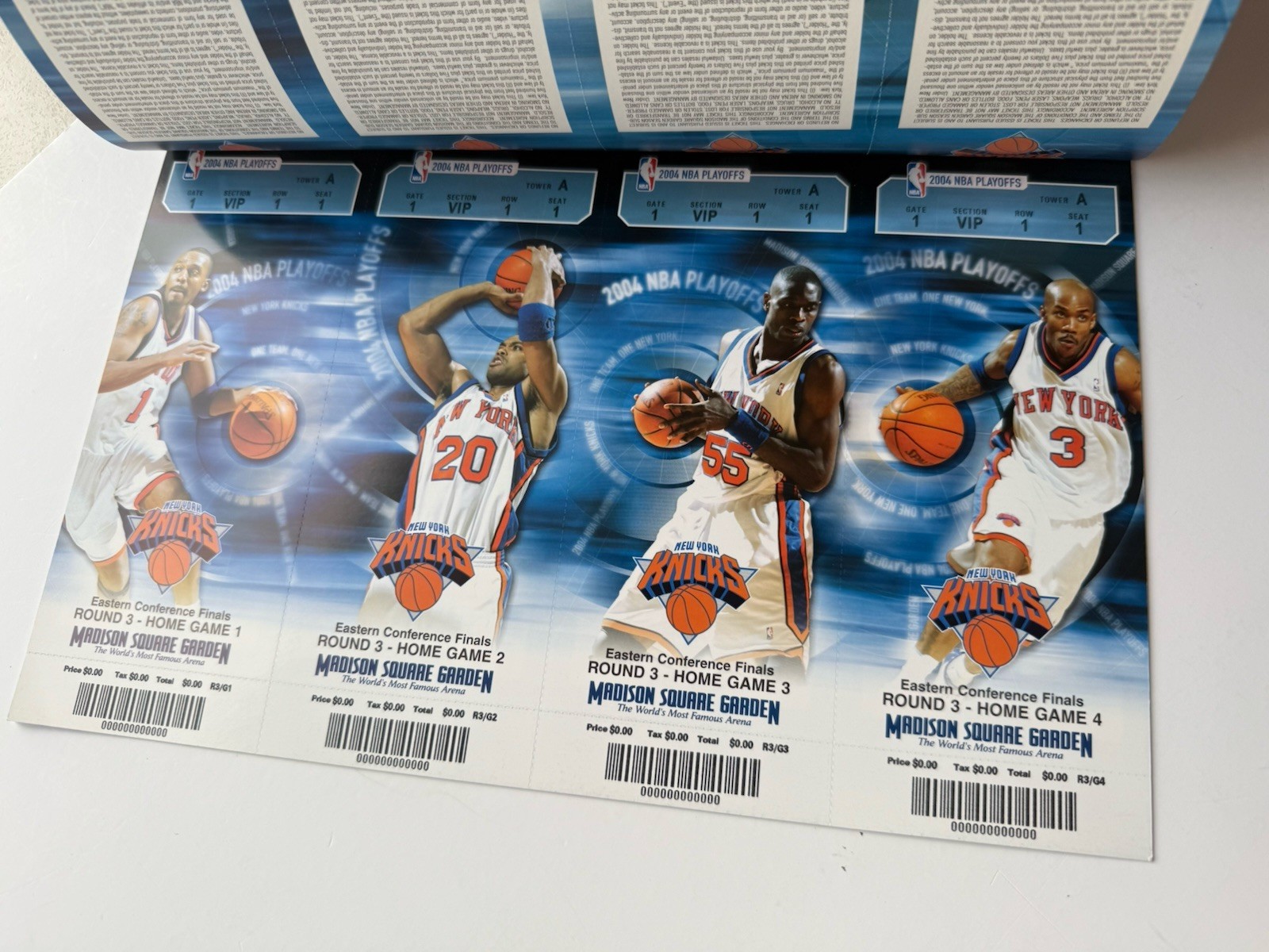 New York Knicks 2004 Playoff Tickets Booklet. EX.