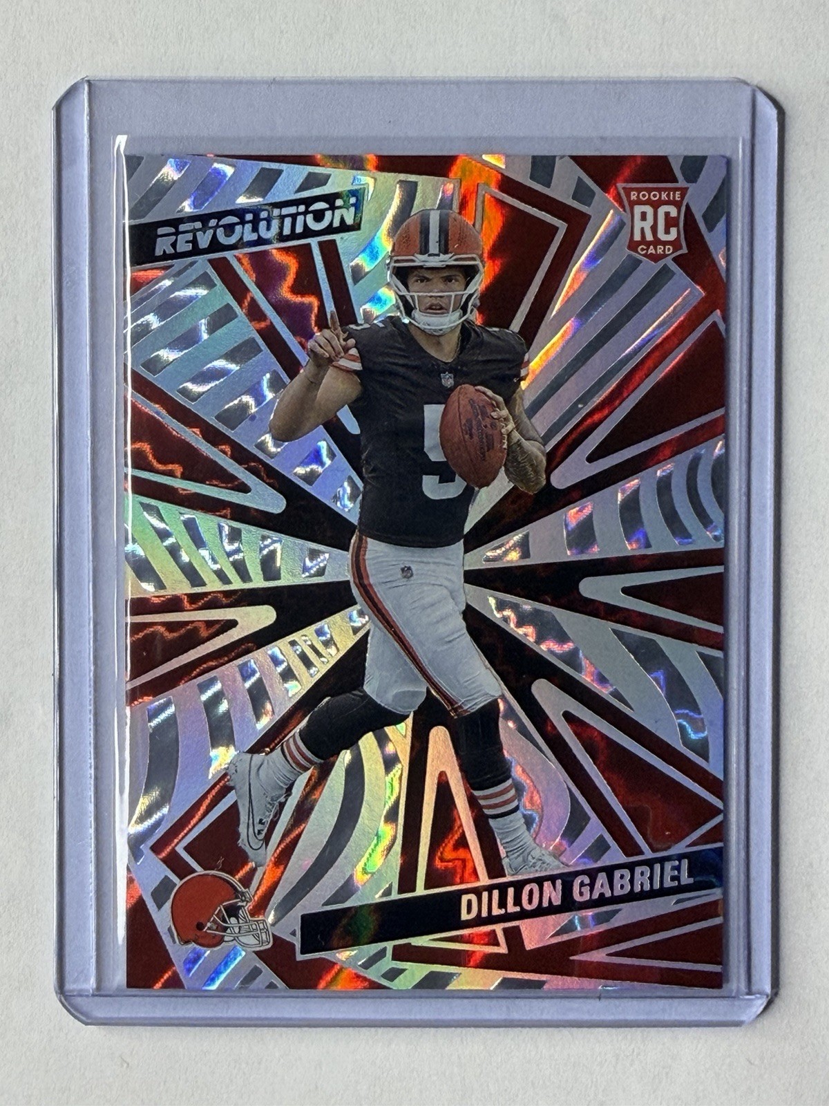 2025 Panini Revolution – Rookies Dillon Gabriel #222 Lightning /60 (RC)