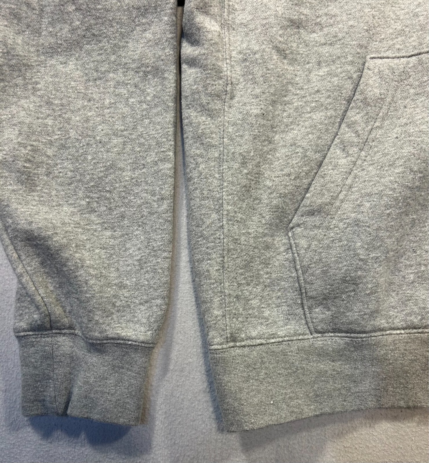 Oregon University Ducks Softball Adult Nike Medium Gray Hoodie Sweatshirt EUC