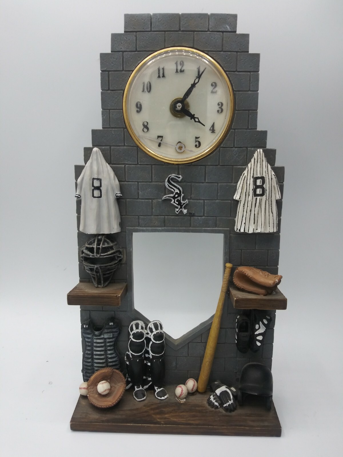 White Sox clock.. One Hand Is Off As Shown In The Photo (4B)