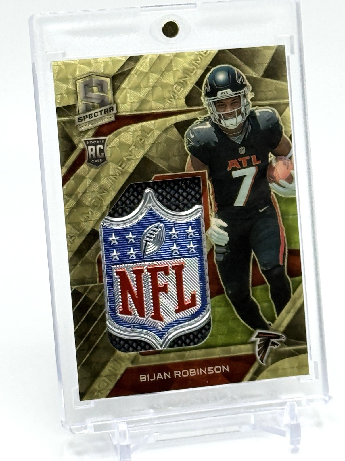 2023 Spectra BIJAN ROBINSON Gold Vinyl Superfractor NFL Shield ROOKIE #1/1 – RC