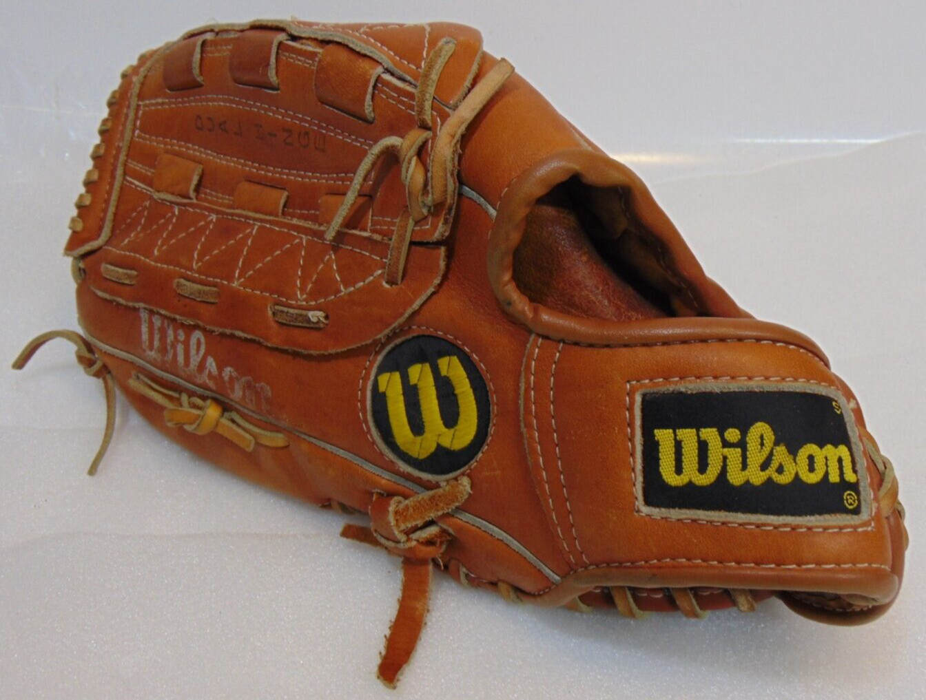 Wilson LHT Softball Glove Optima Gold A9852 13″ Mitt 0S1 Dual Hinge Cowhide