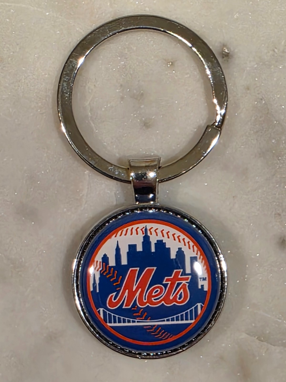MLB Keychains 2 Sided Pendants (AL & NL East)