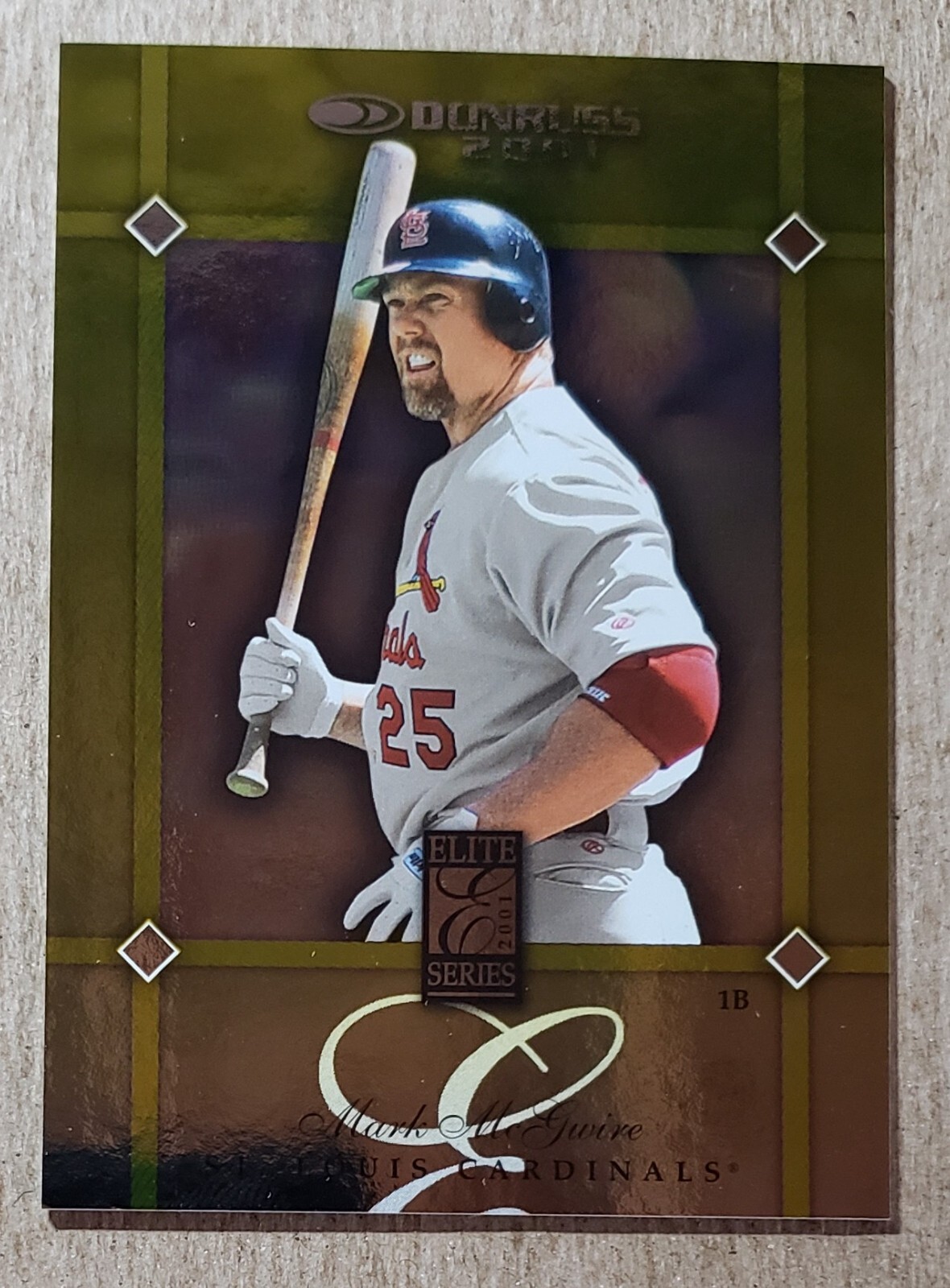 2001 Donruss Elite Series Mark McGwire /2500 St. Louis Cardinals #ES-10