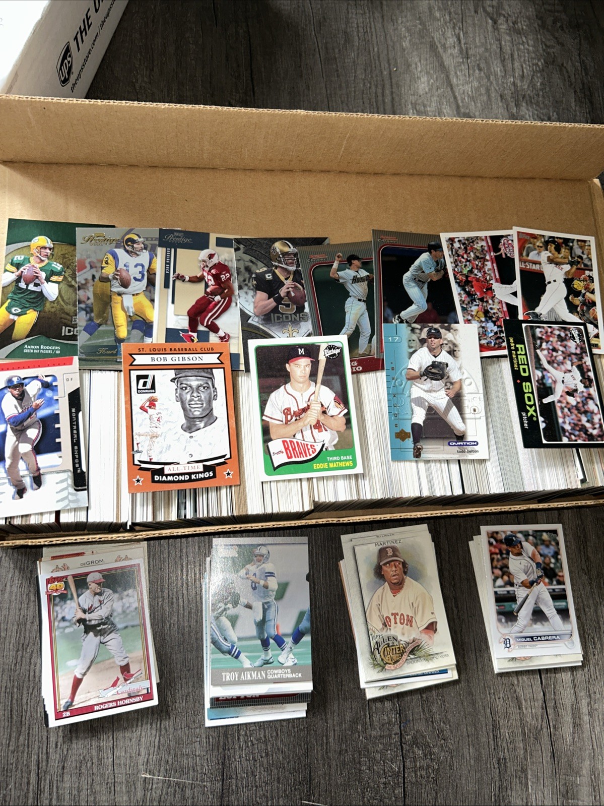 Lot of roughly 1000 MLB NFL NBA Stars and HOF cards various sets and years!