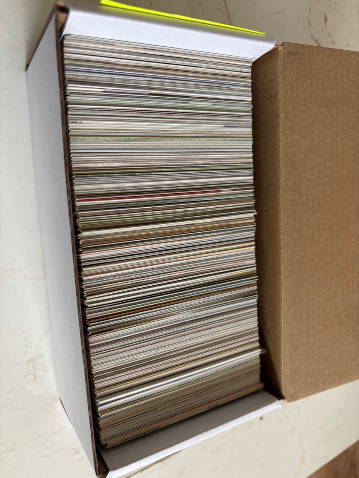 MLB Team Lot – 400 Card Box With No Duplicates and Free Shipping