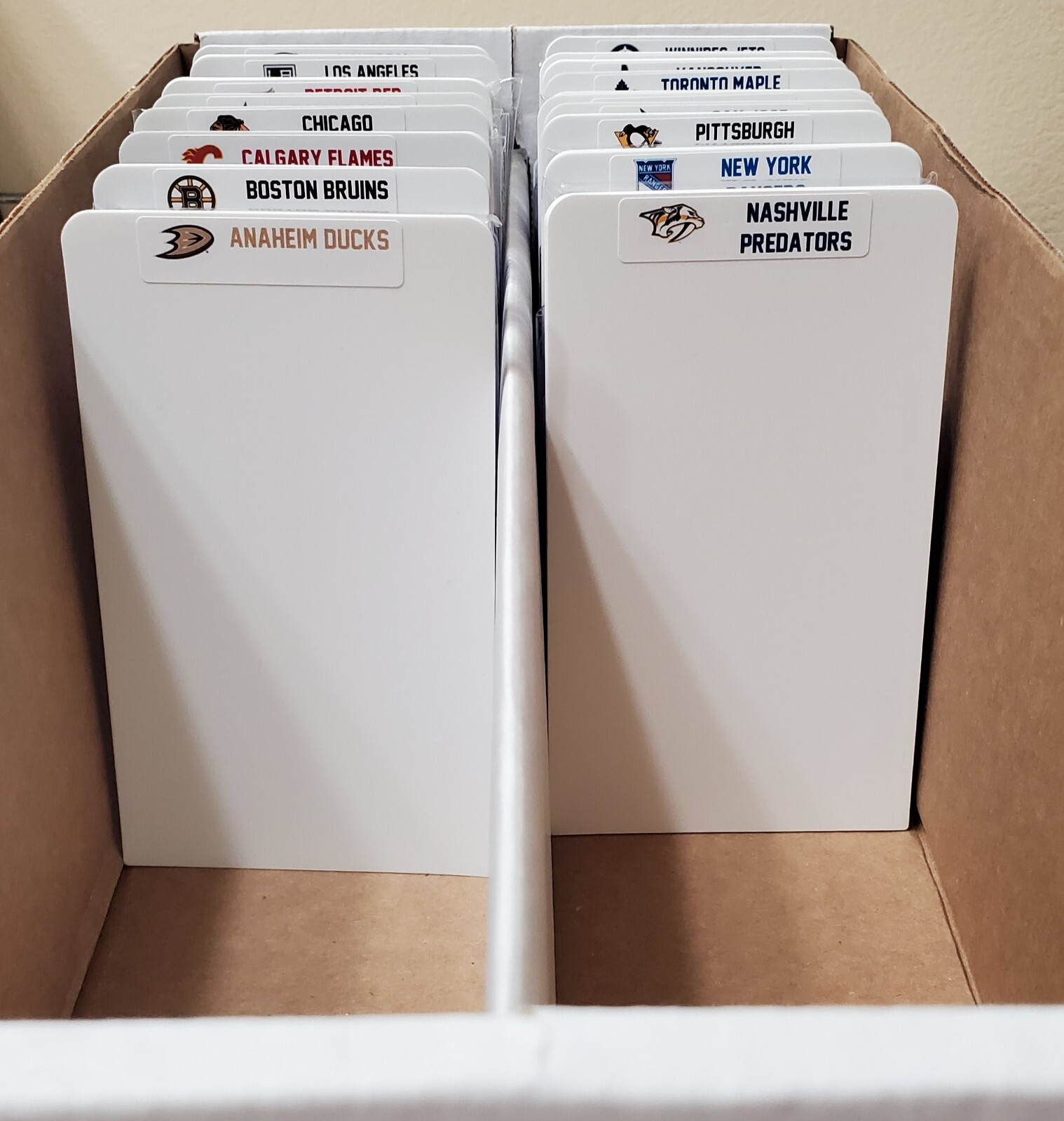 (32) GRADED Slab & Sports Card Dividers with 32 FREE NHL Teams Logos Labels