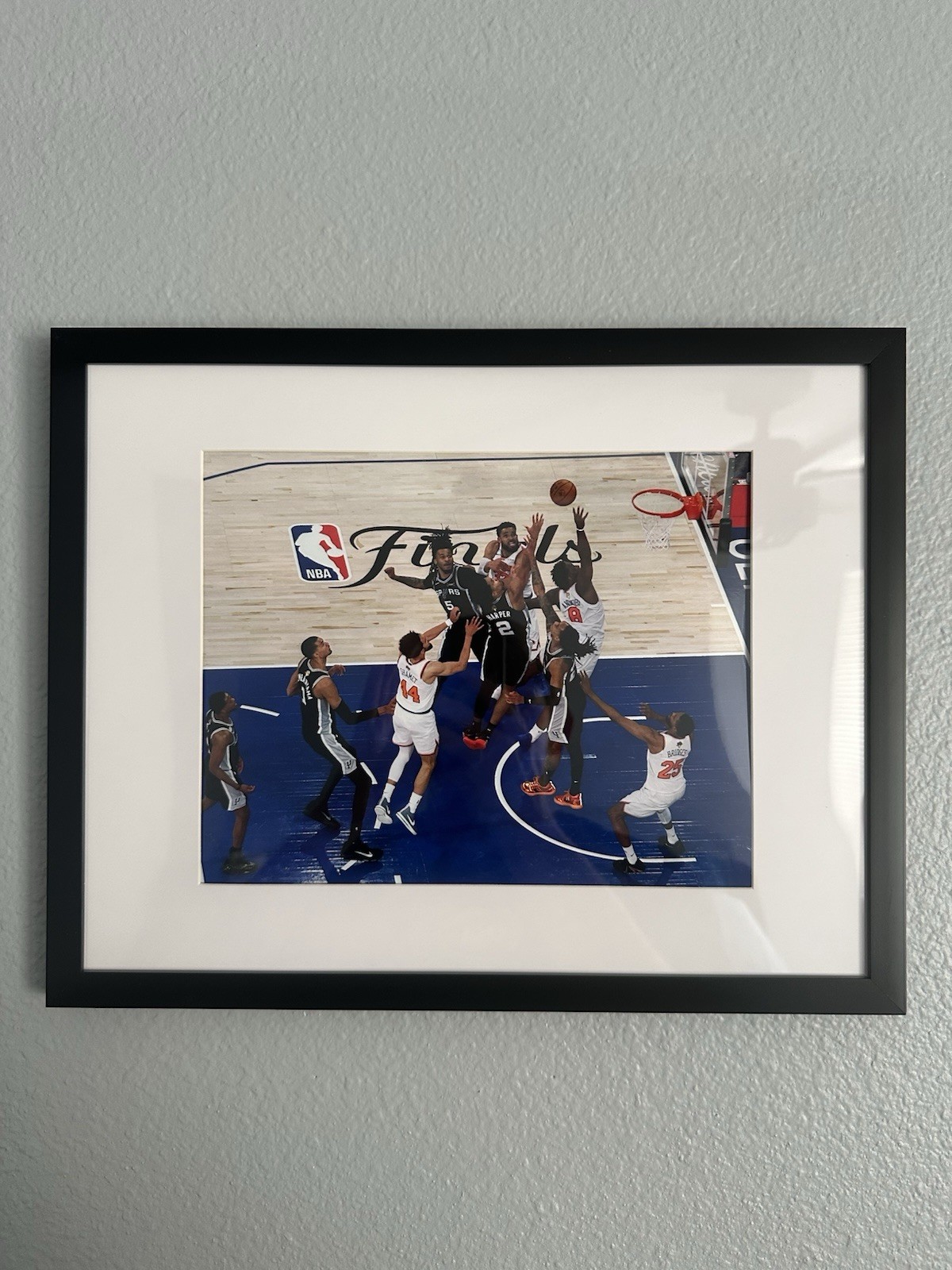 OG Anunoby Game 4 Winning Tip Framed & Matted 8×10 Photo NY Knicks (NBA Finals)