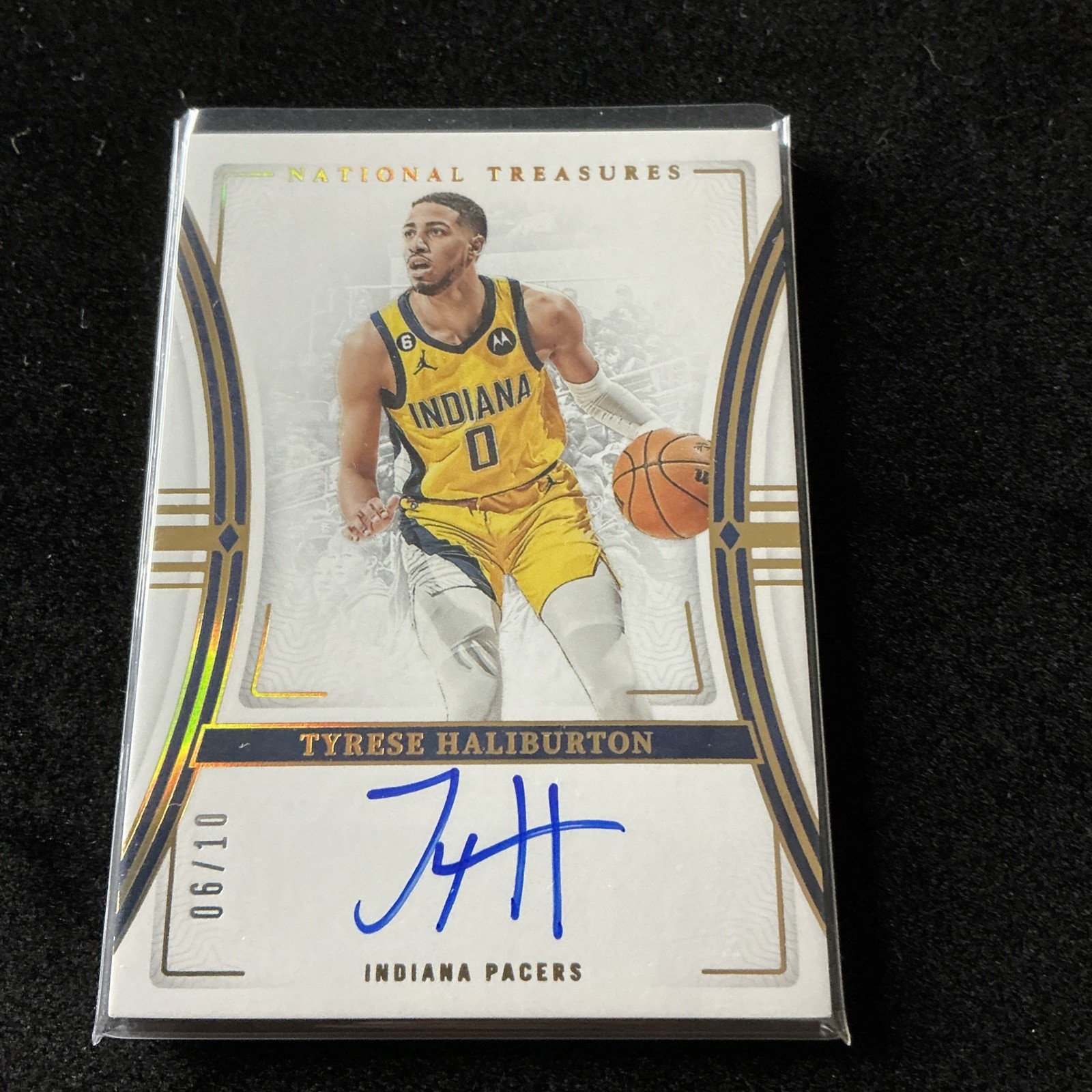 TYRESE HALIBURTON 2023-24 PANINI NATIONAL TREASURES #S-TYH AUTO GOLD 06/10