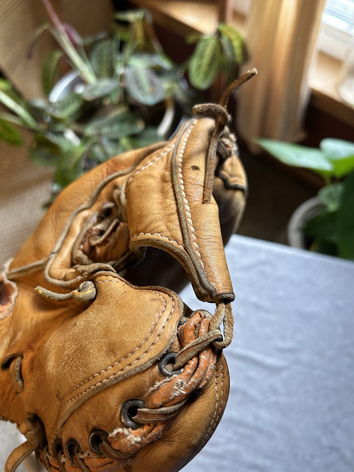 Vintage Baseball Catcher Glove Mitt Denkert M229 HAL SMITH Pro Maker Hinge Pad