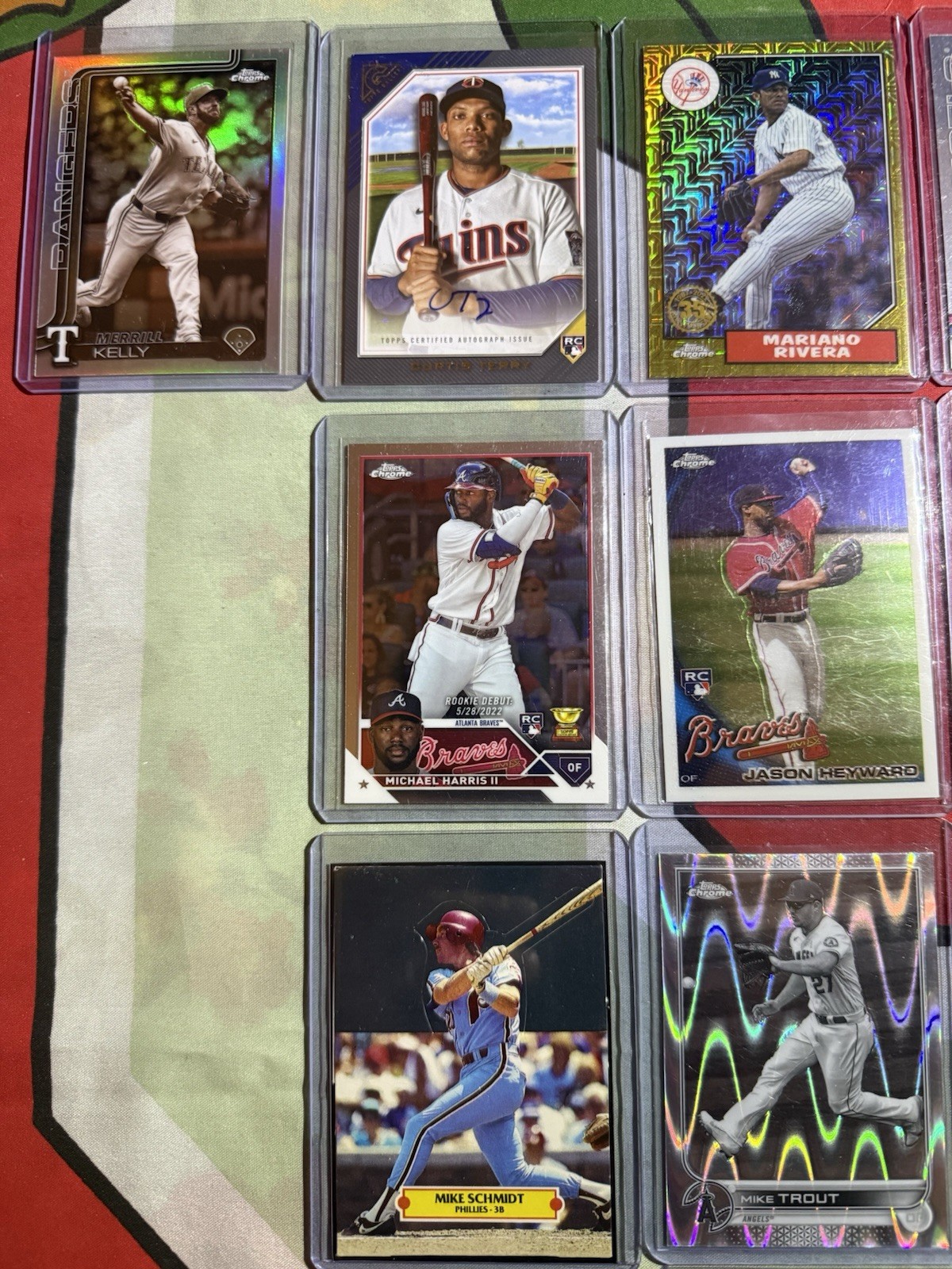 230+ Card Lot In Top Loaders – Over 100 Rookies – Check all Photos MLB NBA NFL