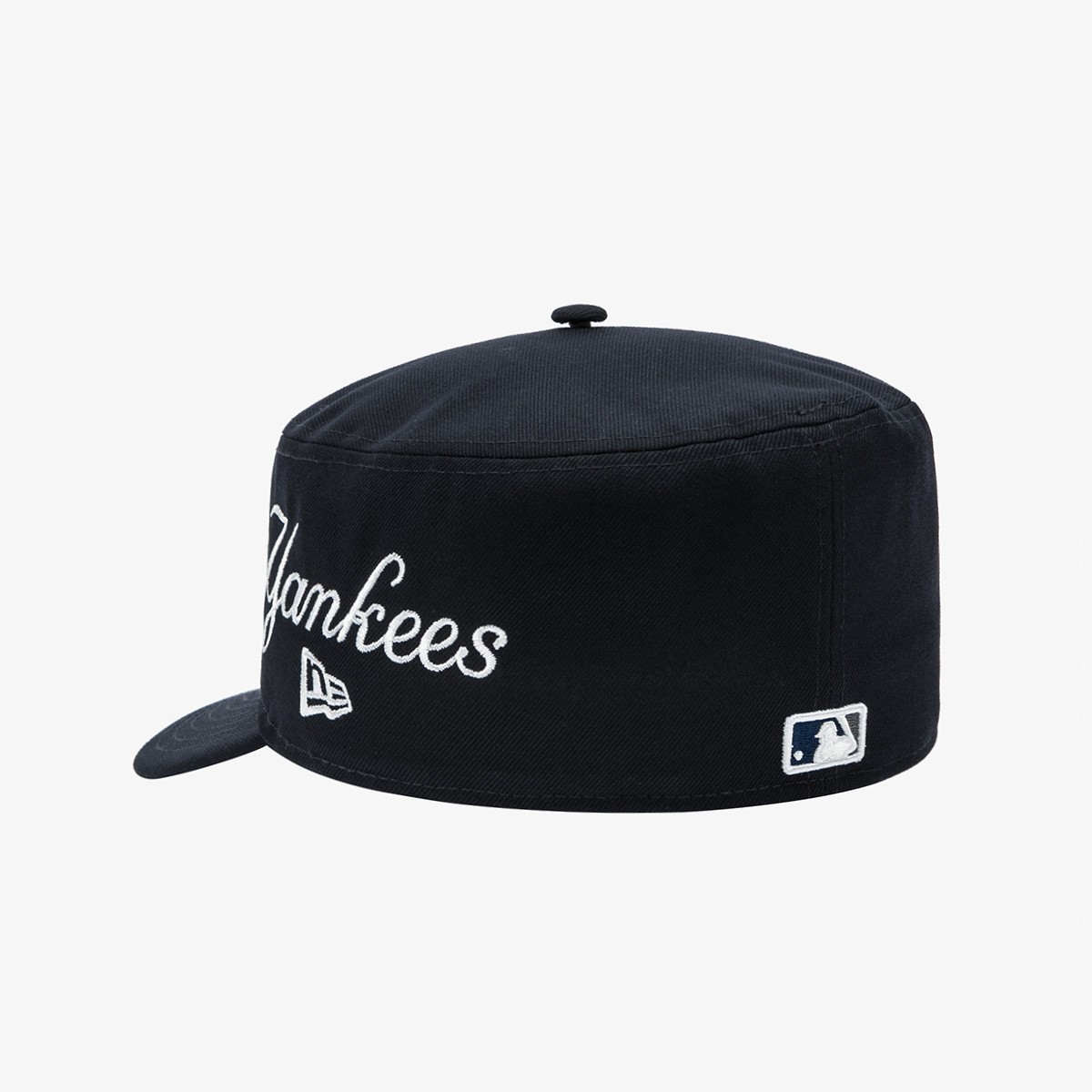 New Era “2026” MLB New York Yankees Pillbox Fitted Cap, Navy