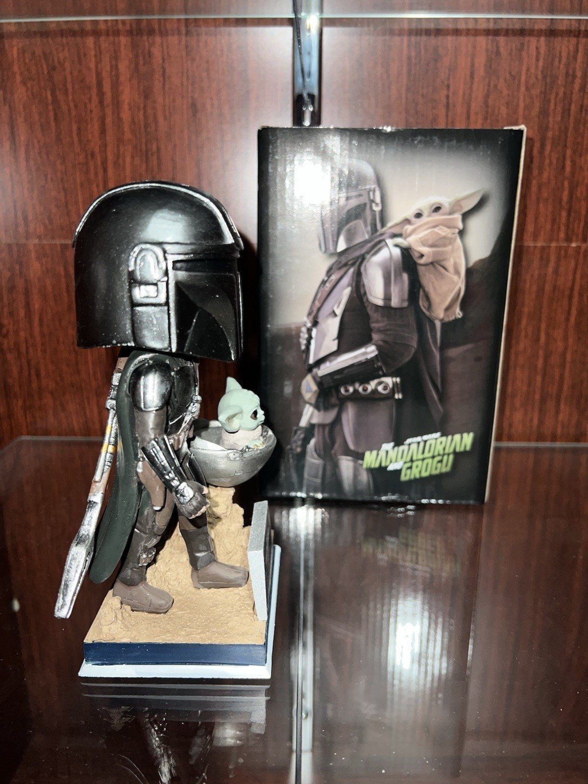 Atlanta Braves Stars Wars Mandalorian & Grogu Matt Olson Bobblehead
