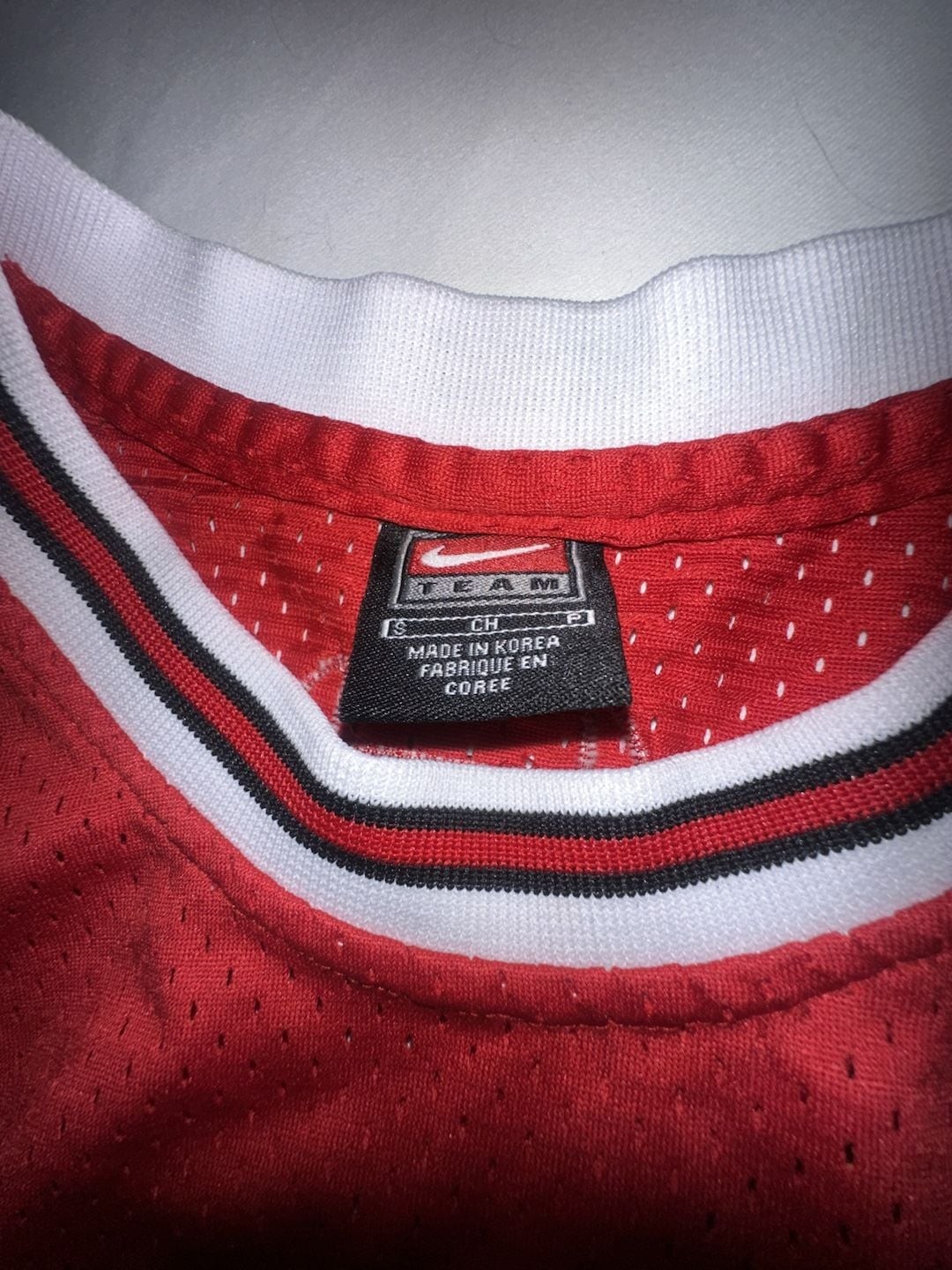 Vintage Nike Chicago Michael Jordan #23 Jersey Size 12-14 Y Small +2