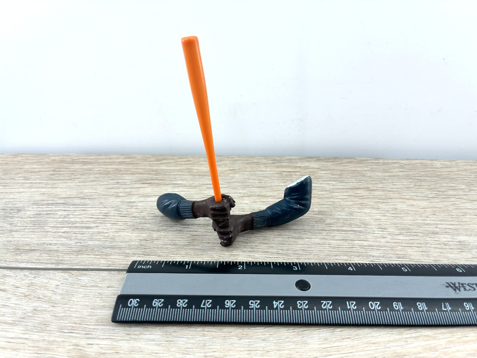 1 Vintage Hartland Statue Baseball Figure Replacement Batter Arms 3.5in Bat Blue