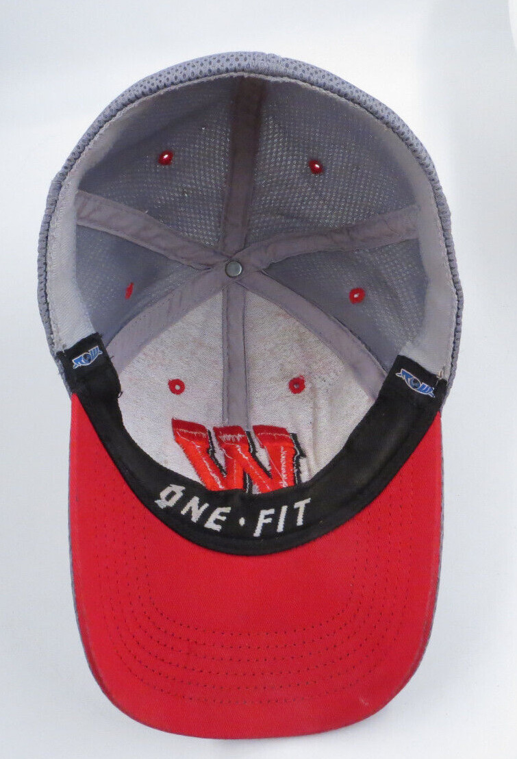 On Top of the World One Fit Wisconsin Badgers One Size Fitted Hat Football Gray