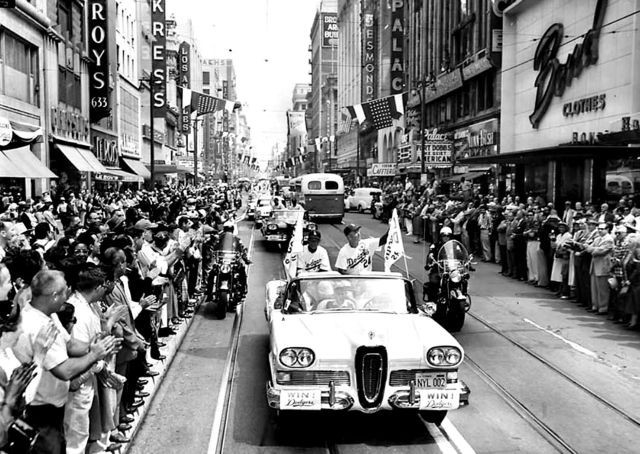 1958 DODGERS Arrival in Los Angeles PARADE – 8″ x 10″ Photo Print