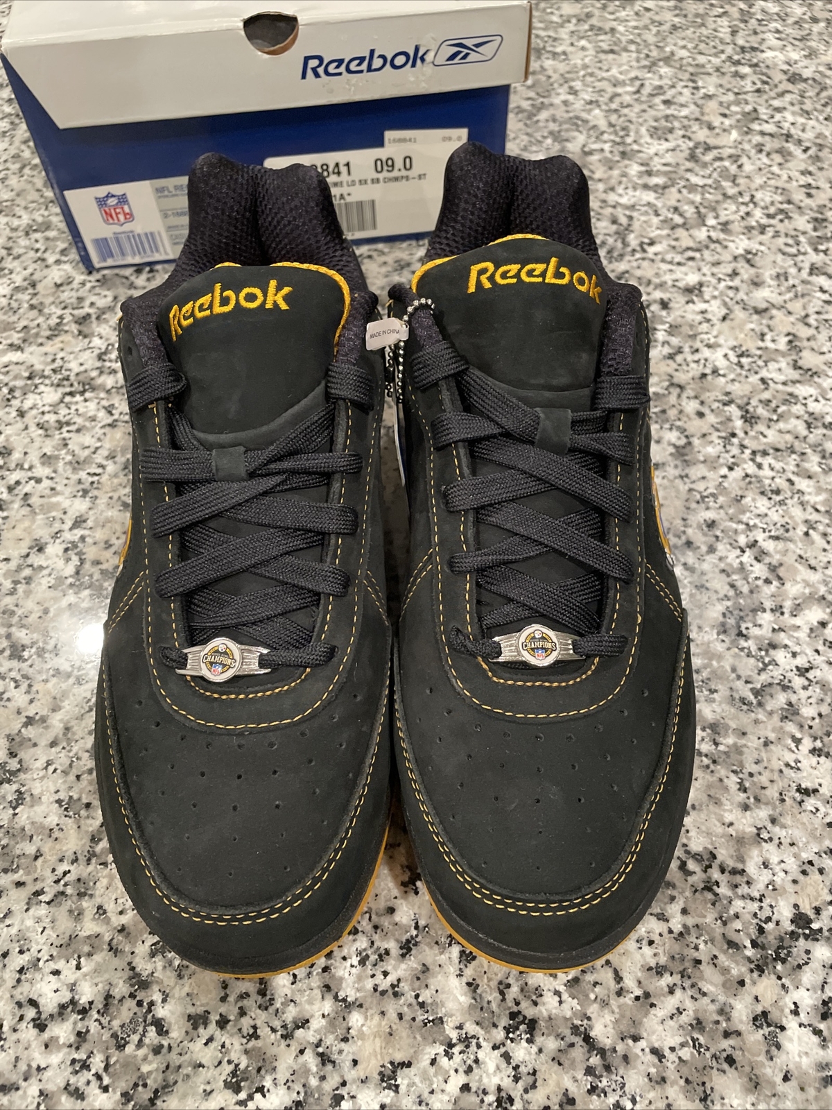 Reebok NFL Pittsburgh Steelers 5 Time Super Bowl Champions Shoes 9 Box New