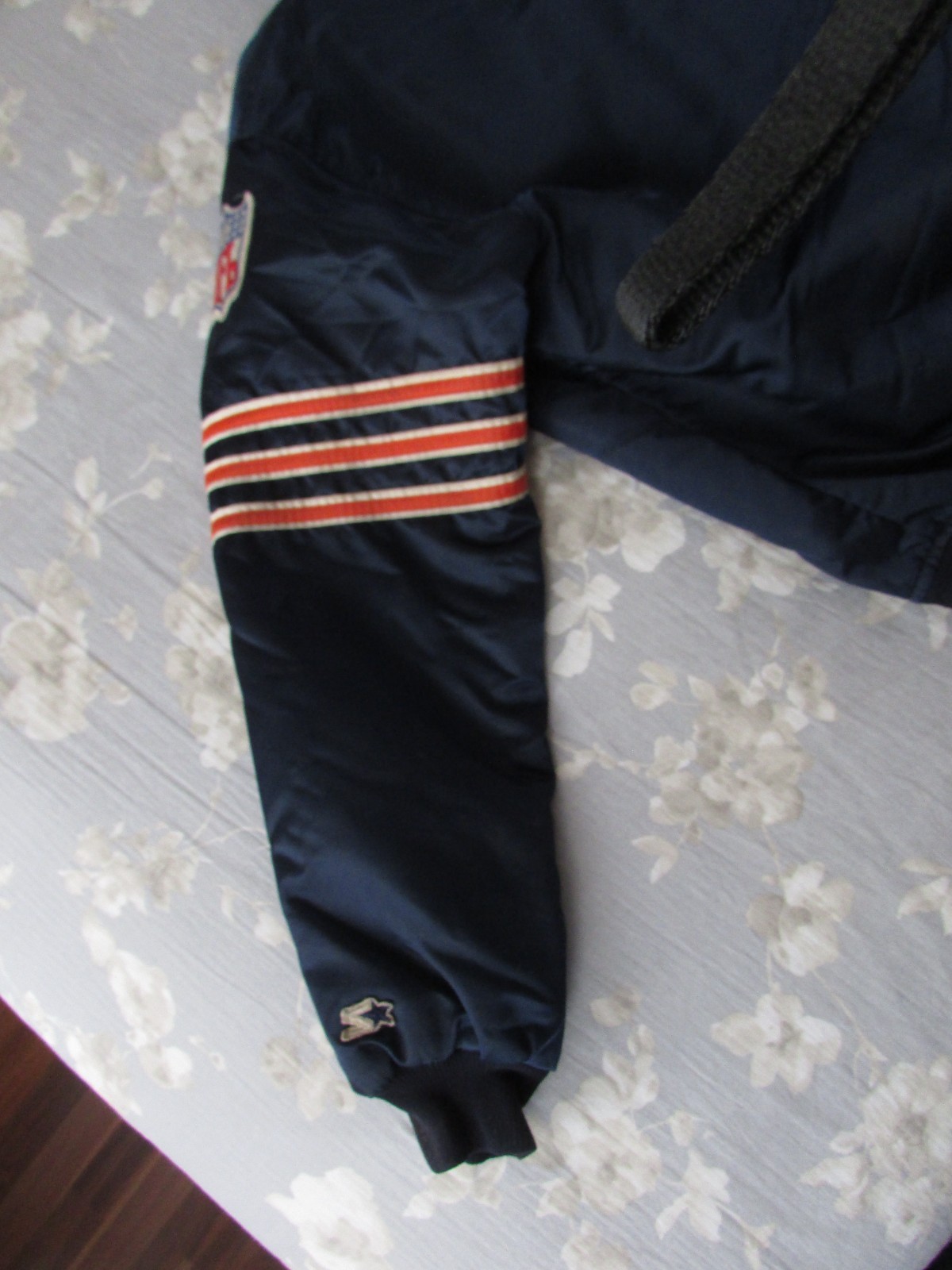 Chicago Bears NFL Football Starter Jacket M Team Sewn Authentic Vintage USA