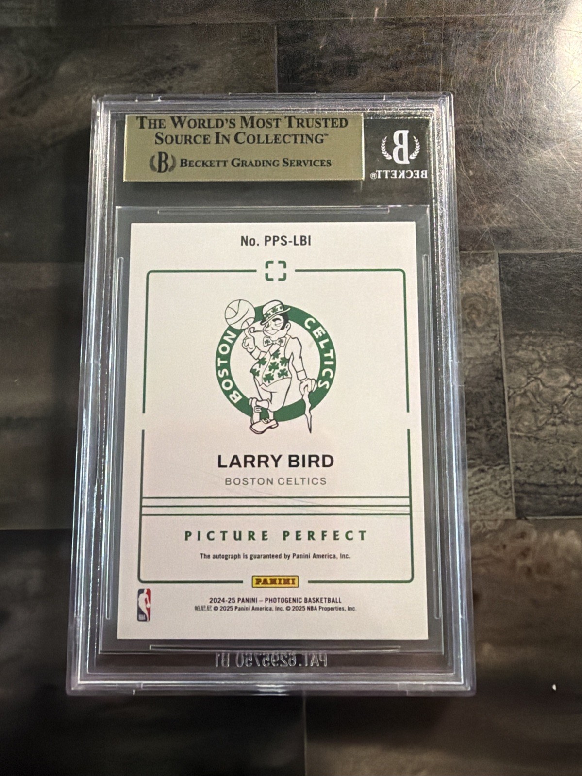 2024-25 Panini Photogenic – Picture Perfect Signatures Larry Bird #PPS-LBI Maze