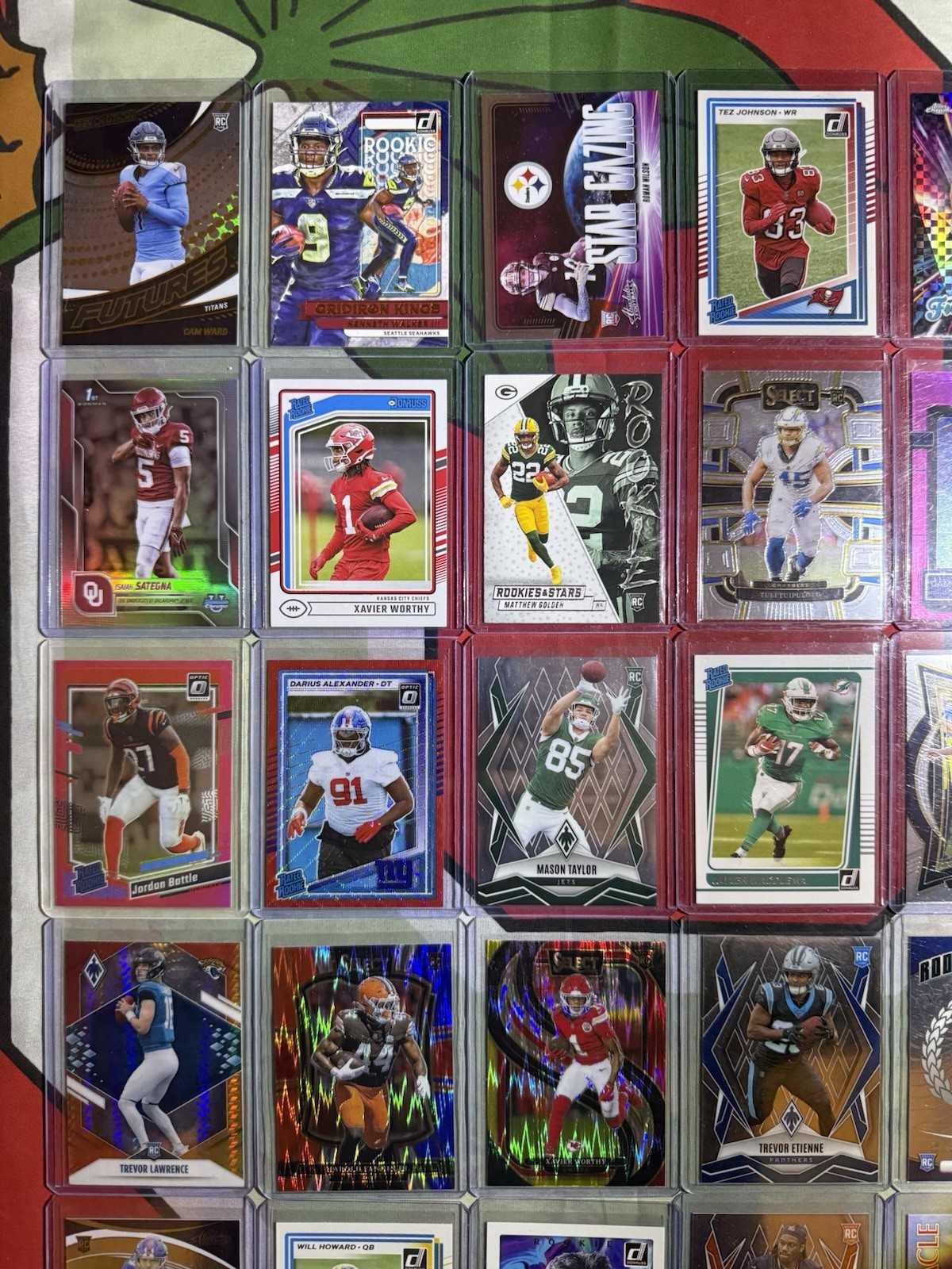 230+ Card Lot In Top Loaders – Over 100 Rookies – Check all Photos MLB NBA NFL