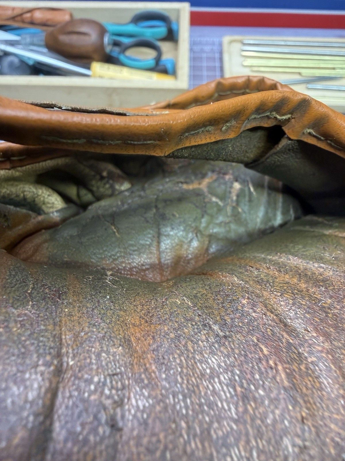 1960s Wilson A2174 Ted Williams Fieldmaster Compact RH Throw Glove ARC