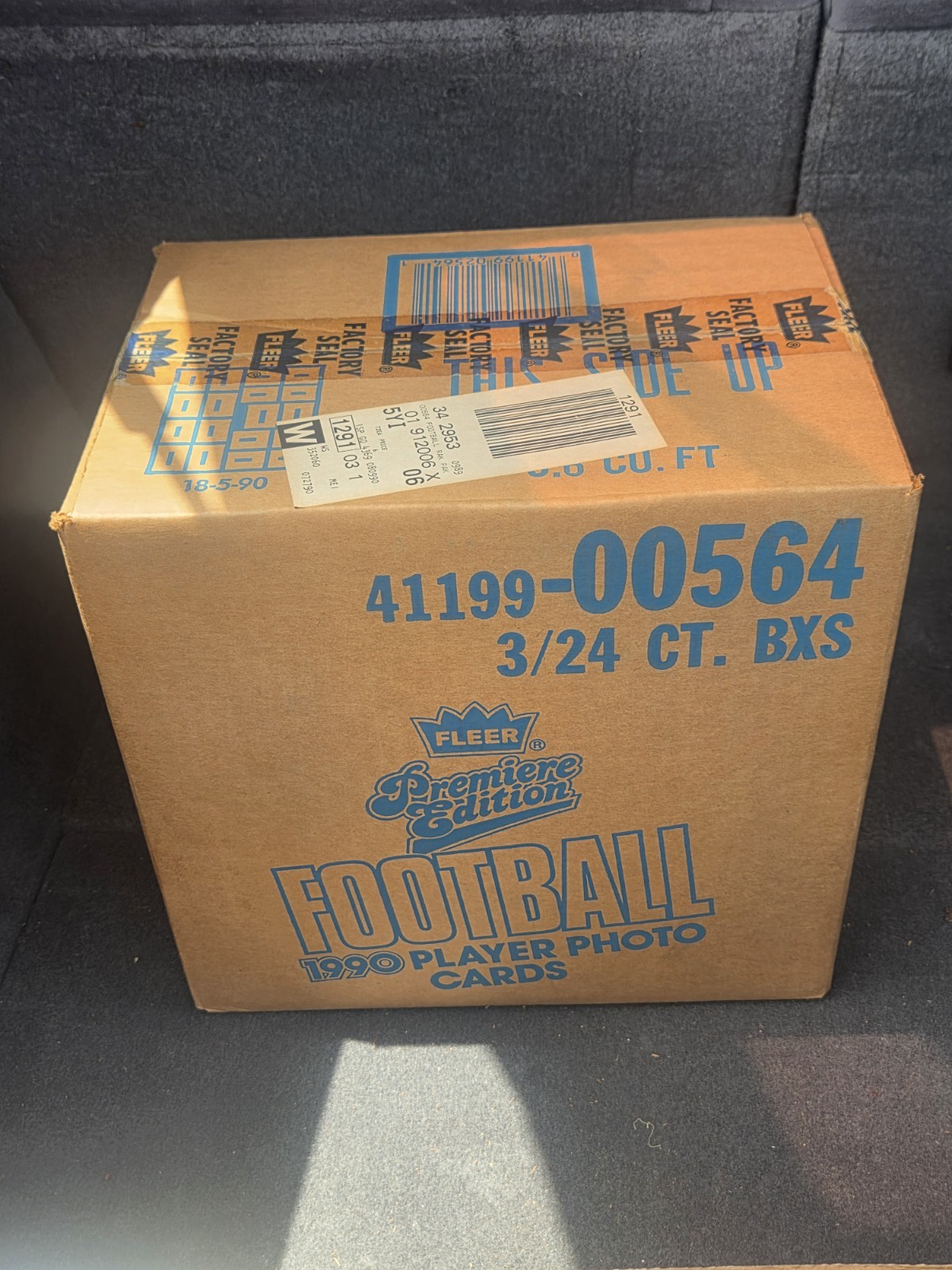 Factory Sealed 1990 Fleer Football Rack Pack 3 Box Case – 3/24ct NEW 41199-0564