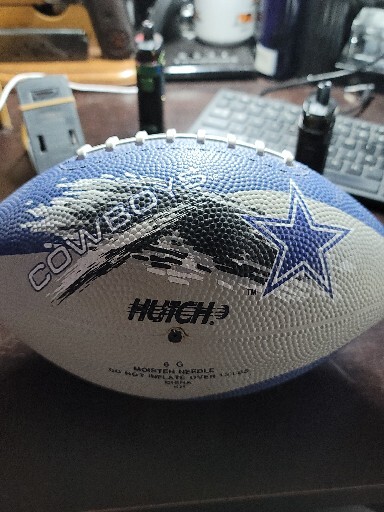 Vintage NFL Dallas Cowboys Hutch Rubber Football Tip to Tip 10.5 inch Greatshape
