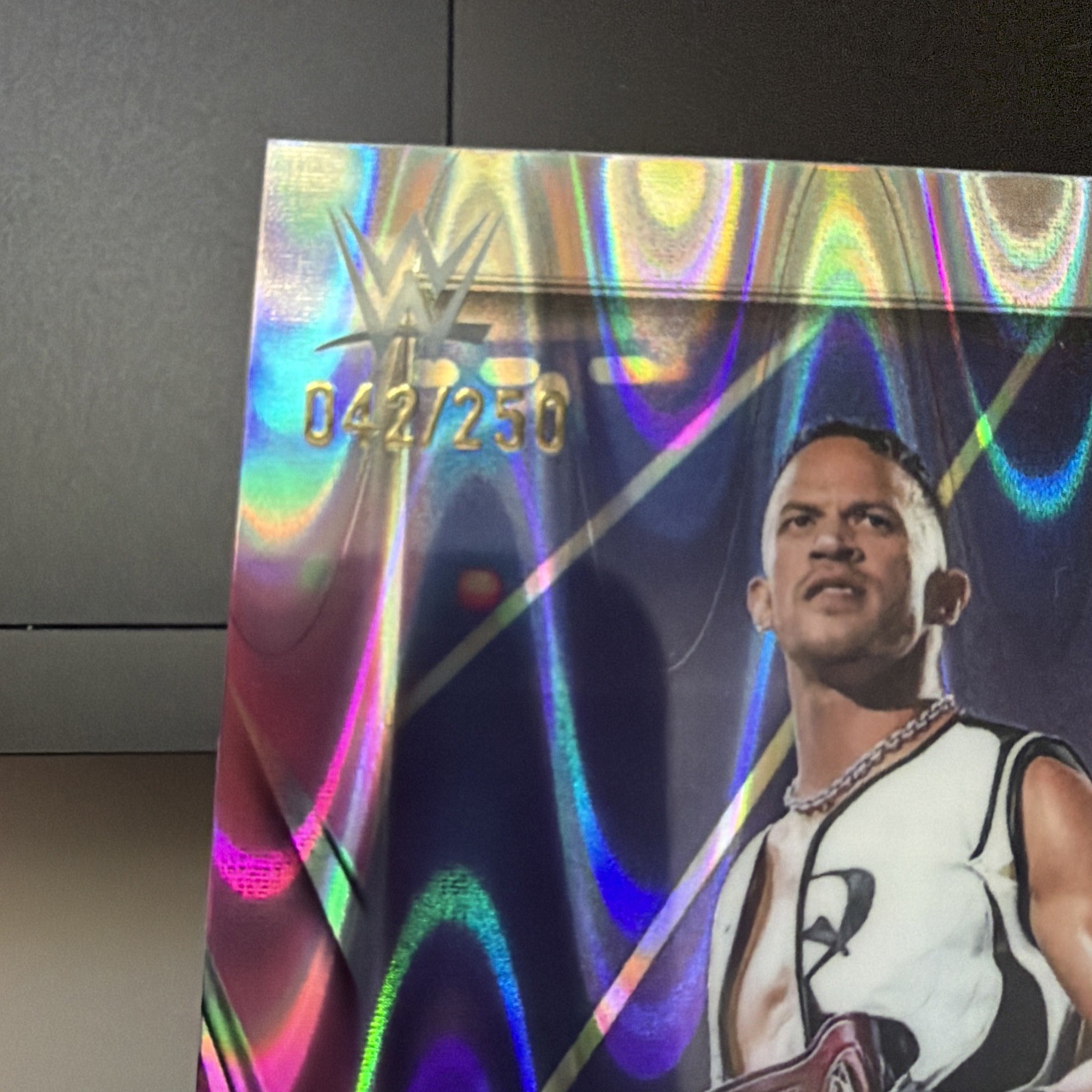 2026 Topps Chrome WWE – Ricky Saints Pink Raywave /250