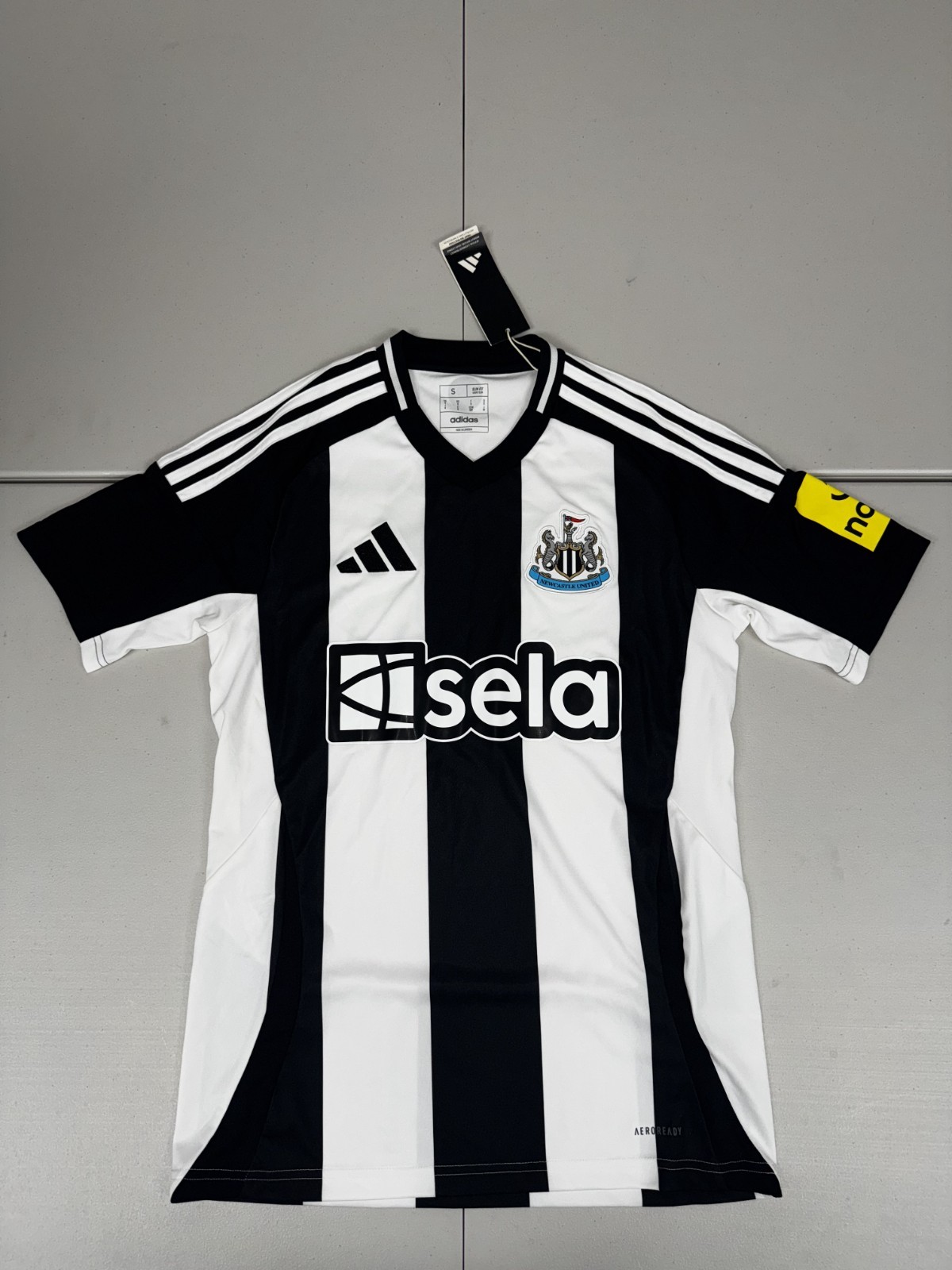 2024-25 Adidas Men’s Newcastle United Home Soccer Jersey Pick Size NWT $100