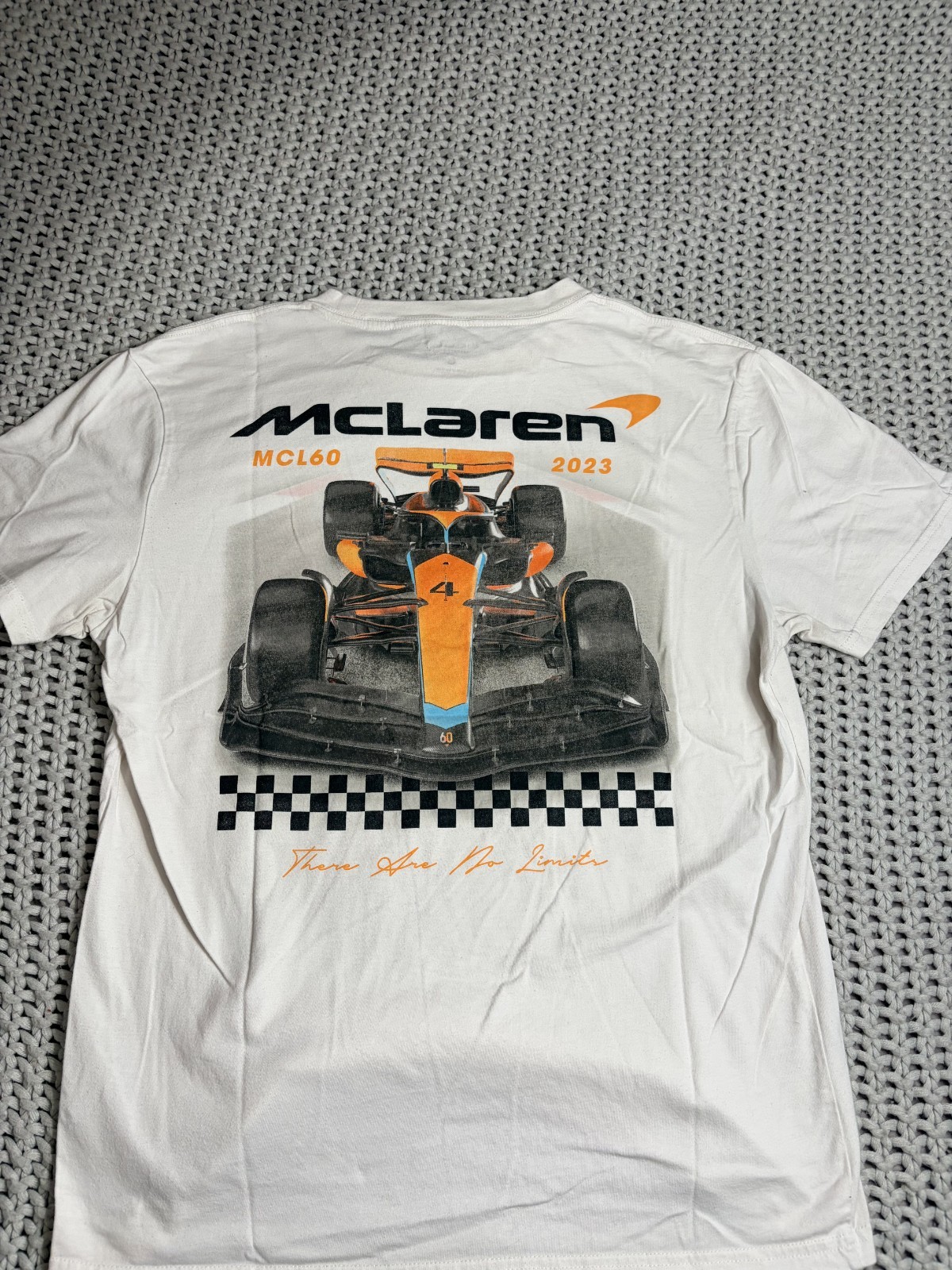 McLaren Formula 1 Team Shirt Mens M White F1 Racing MCL60 2023 Graphic Tee