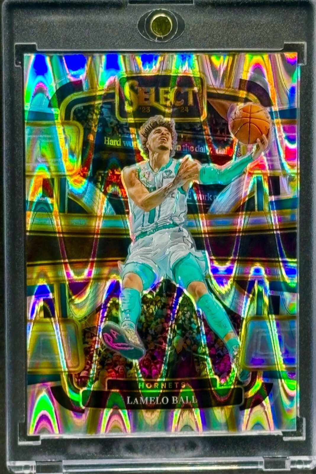 Lamelo Ball RARE WAVE REFRACTOR INVESTMENT CARD SSP PANINI HORNETS MINT