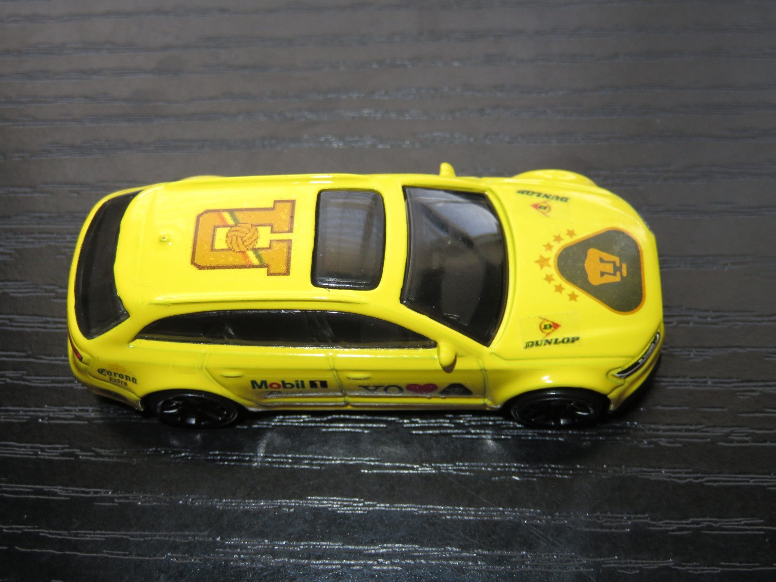 Hot Wheels – Matchbox with U.N.A.M. PUMAS Decals One-Of-A-Kind