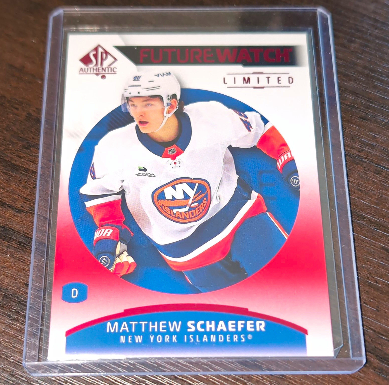 Upper Deck 2025-26 SP Authentic Future Watch Limited Red Matthew Schaefer #168