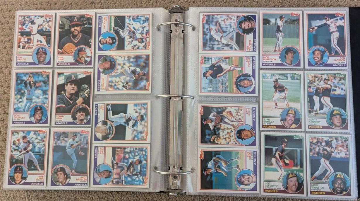 1 album of 1060 baseball cards all in super great condition
