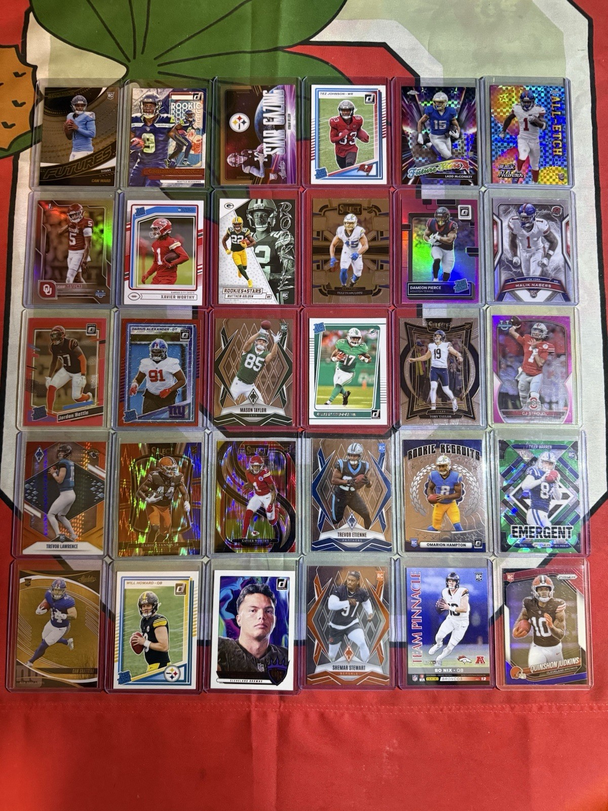 230+ Card Lot In Top Loaders – Over 100 Rookies – Check all Photos MLB NBA NFL