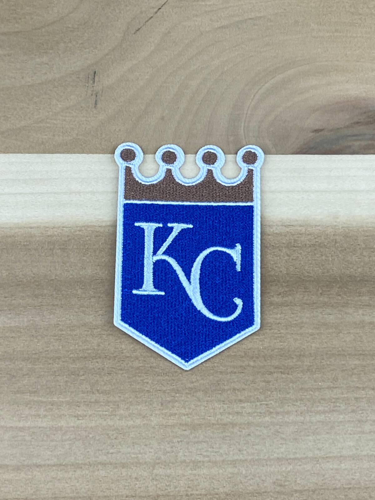 KANSAS CITY ROYALS LOT SET OF 2 IRON ON PATCHES 3″