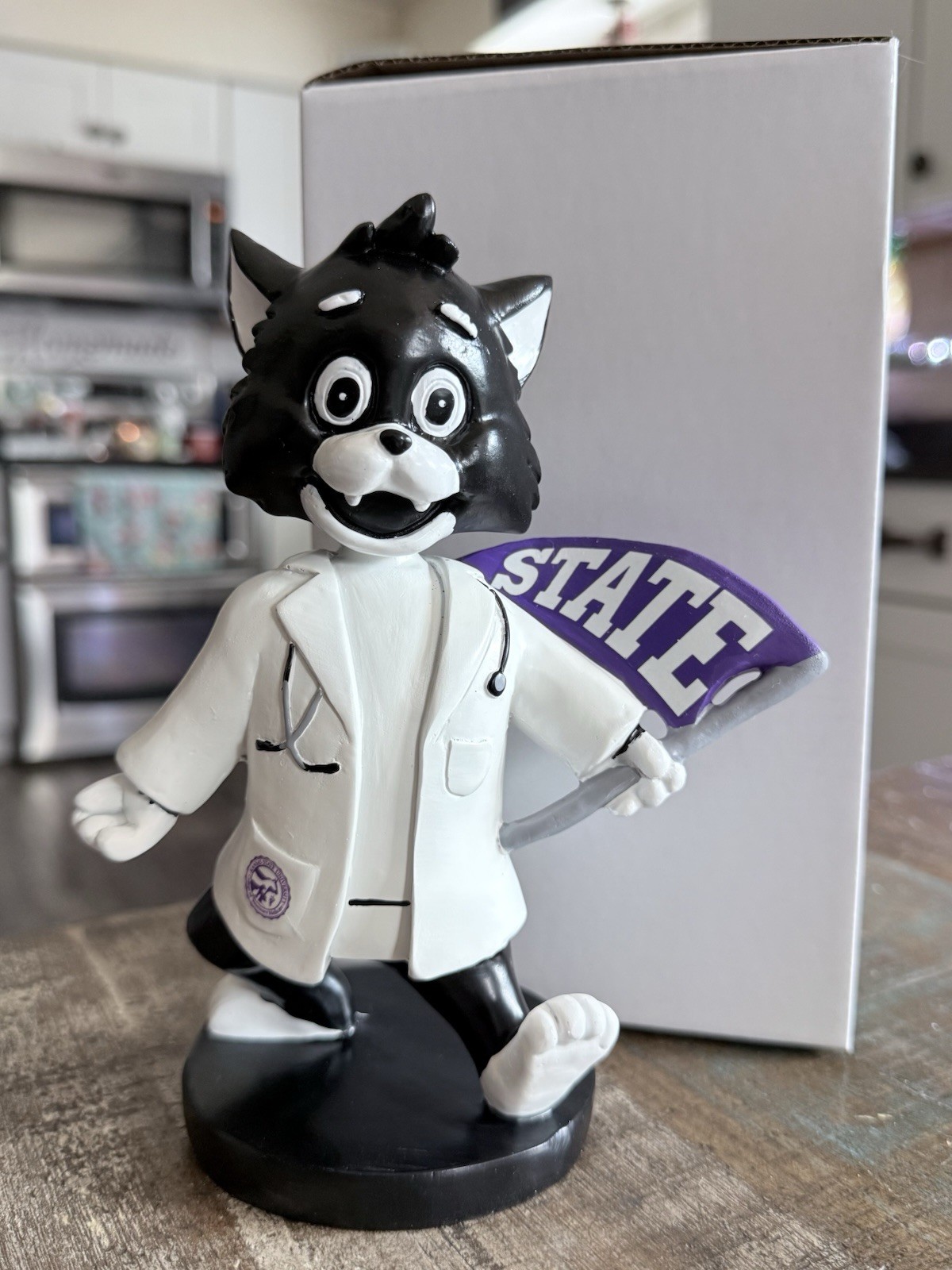 Mascot WILLIE the WILDCAT Kansas State Veterinary Medicine Bobblehead NIB!