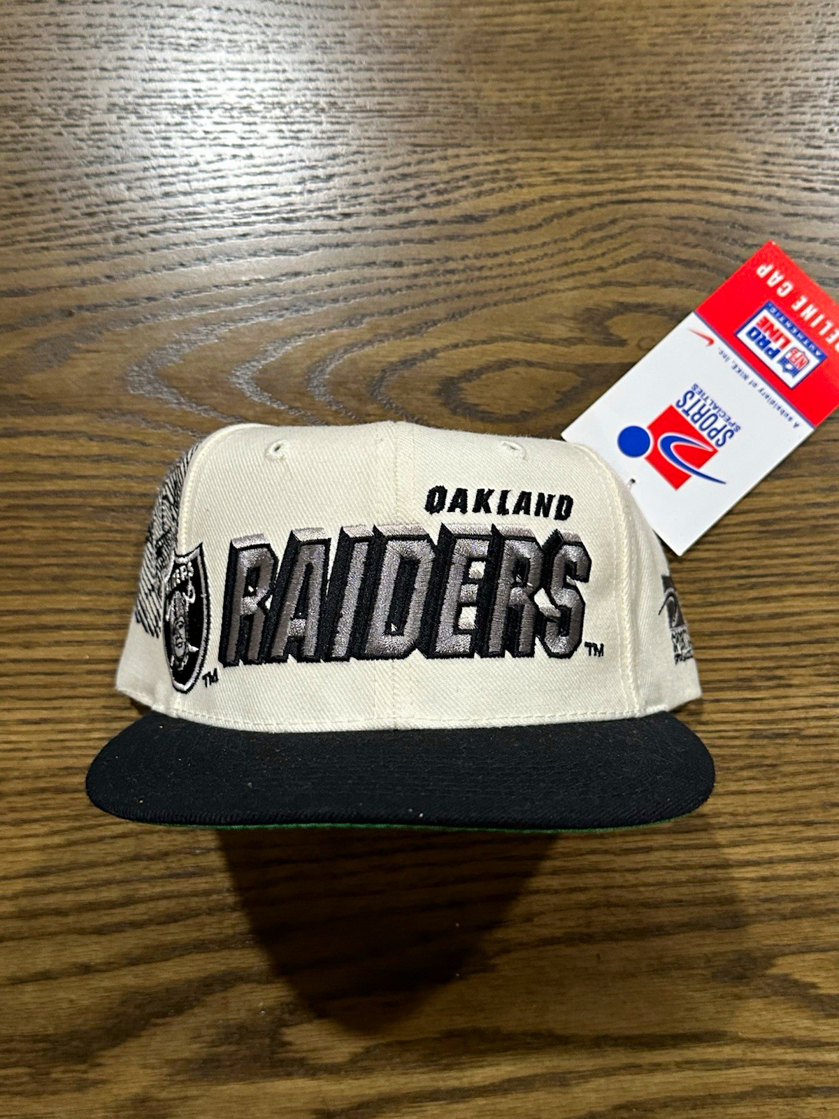 Sports Specialties Oakland Raiders NFL Pro Line Authentic Sideline Snapback Cap