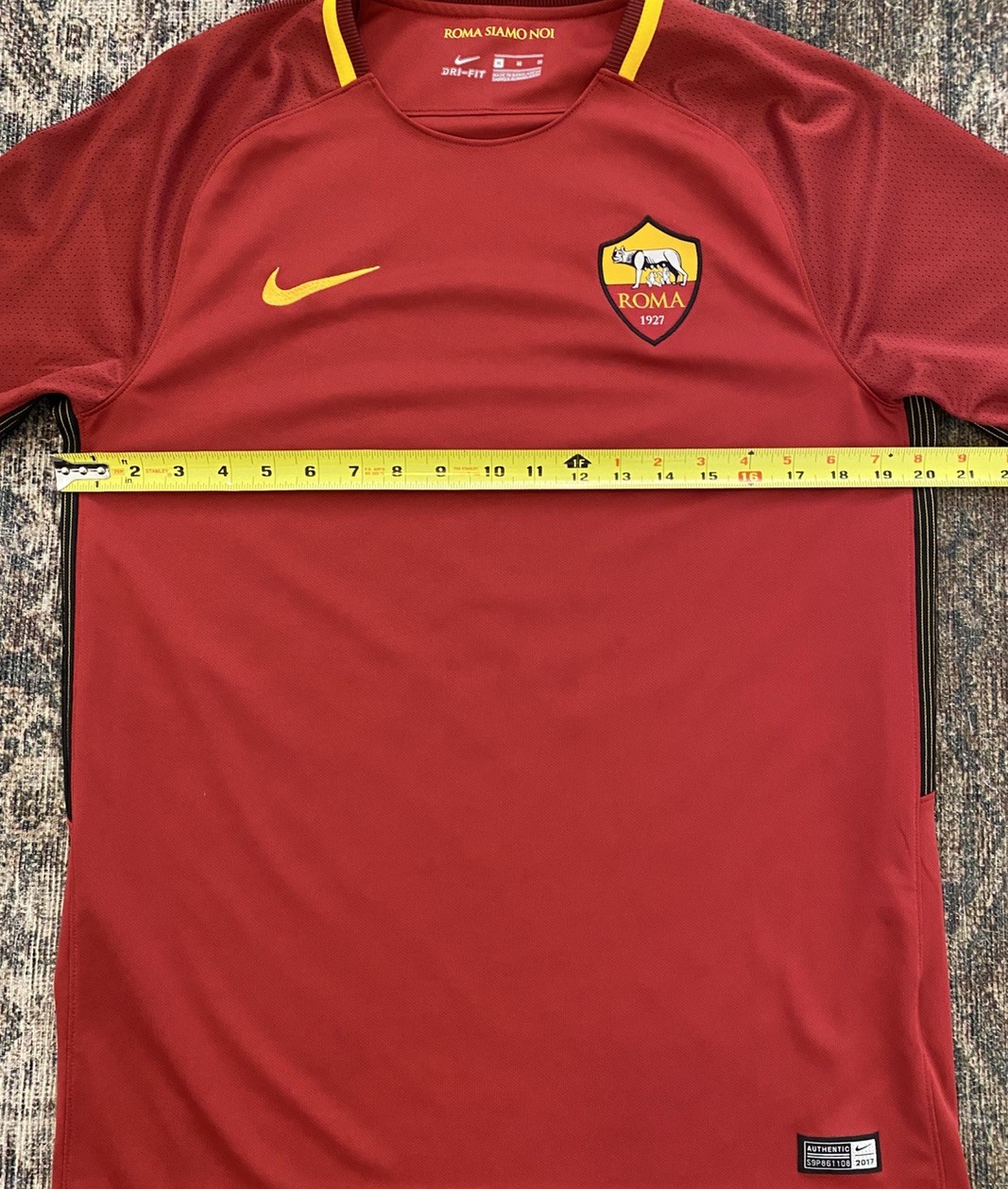 AS Roma Siamo Noi Nike Soccer Jersey SZ M Petrivelli 2017 Futbol Italy