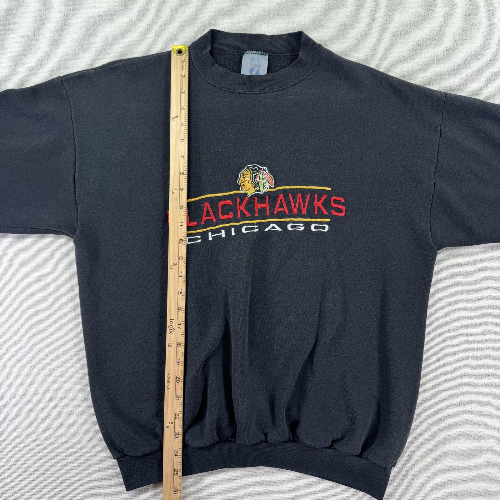 Vintage 90s Chicago Crewneck Blackhawks Sweatshirt Mens L Black Logo 7 Made USA