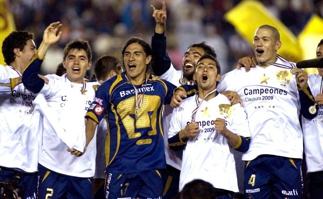 PUMAS U.N.A.M. AWAY – 2008/2009 CHAMPION – XL (Teenager) Retro